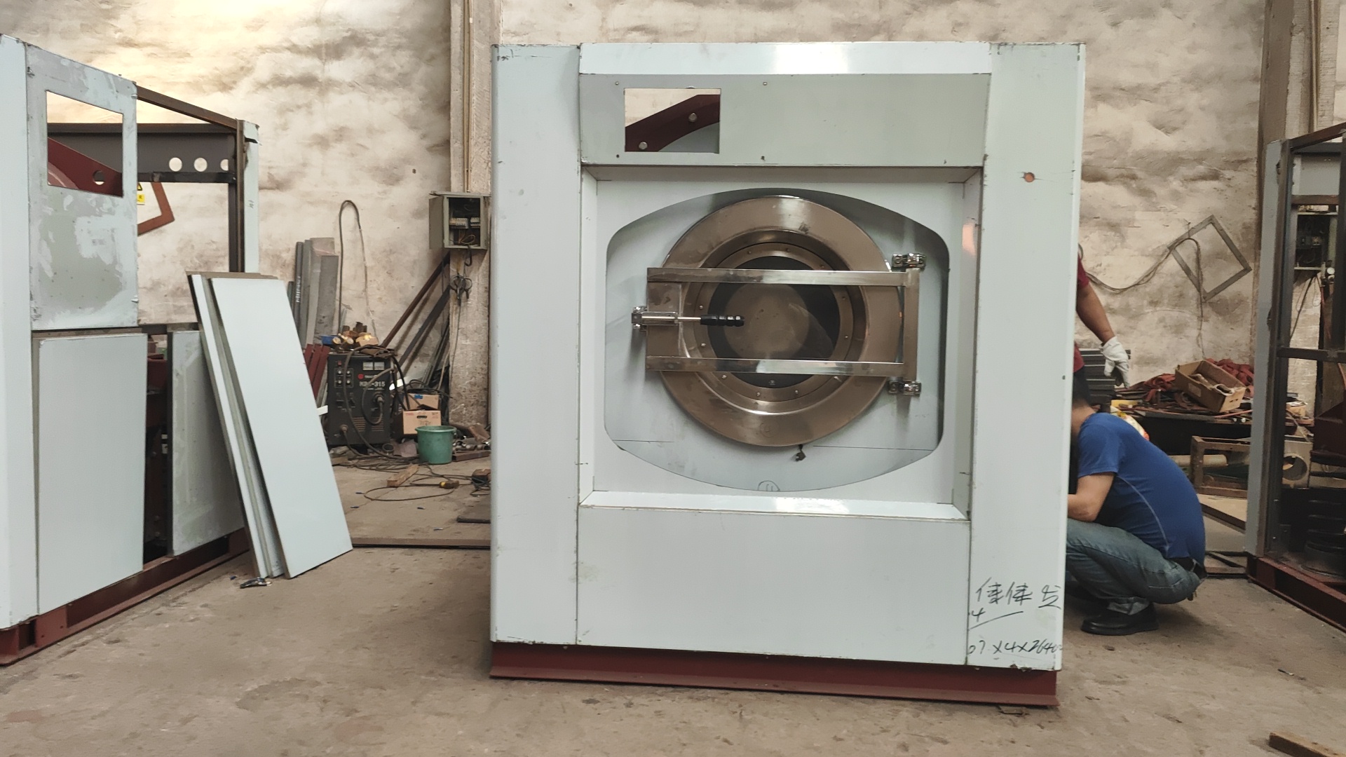 
大型干洗店和知名企業都選它！珠江工業半自動洗衣機憑什么？
